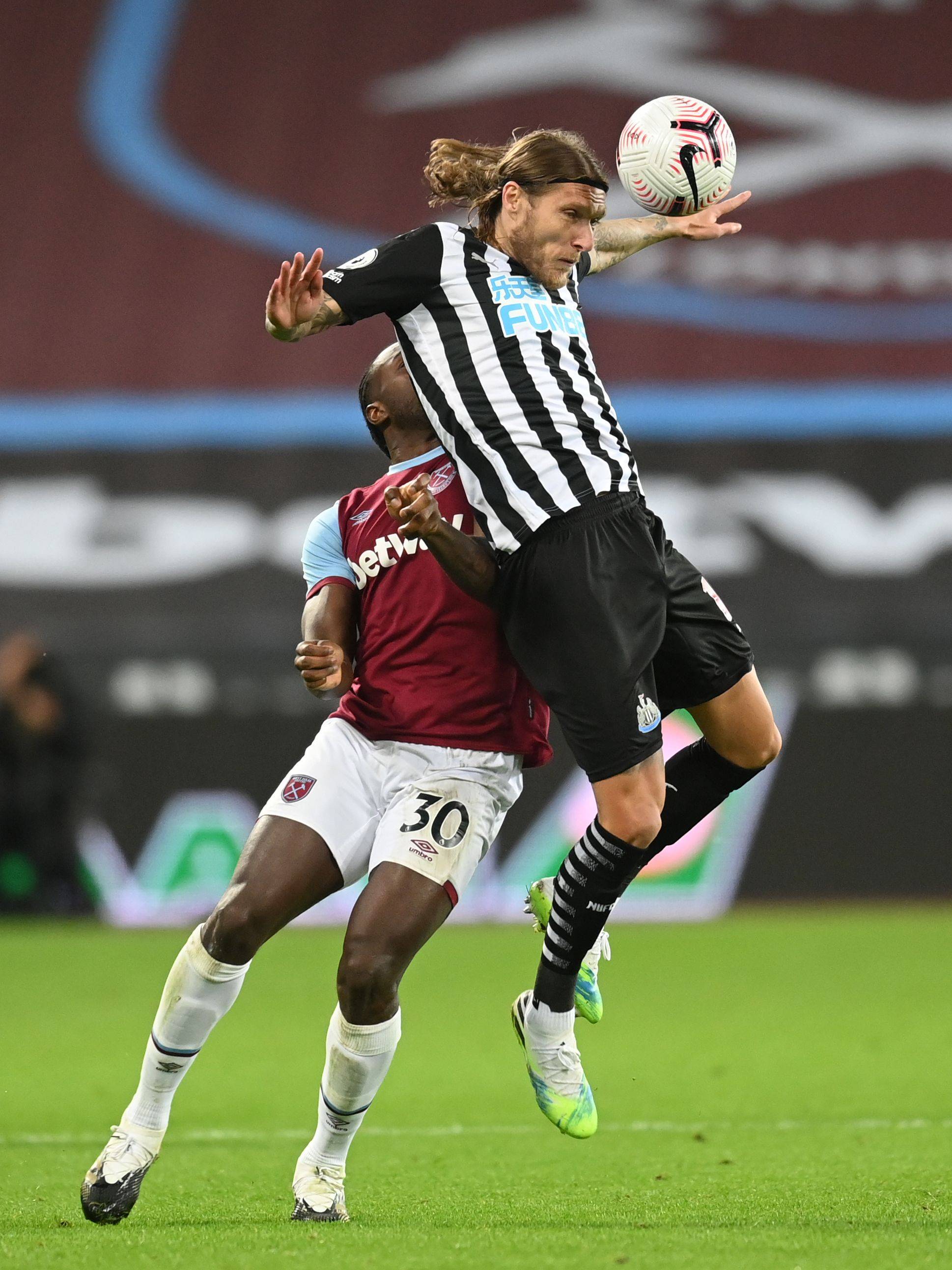 欧洲杯最差表现！克雷伊奇命中率仅27%，捷克0胜4负提前出局